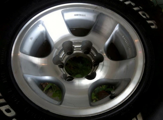 BF Goodrich Mud-terrain KM 31 10.5 r15 + ล้อแม็กซ์ 15x8.5 -28 BF Goodrich Mud-terrain KM 31 10.5 r15 + ล้อแม็กซ์ 15x8.5 -28