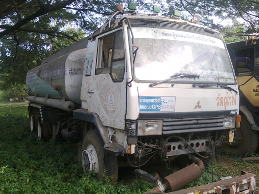 ขายเหมาครับ 6 คัน ไอ้หลง FN 528 ยูโร 1 รถบรรทุกน้ำมันครับ