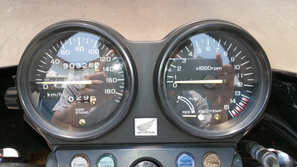 ขาย Cb400 version R ปี96 ไฟเหลียม ทะเบียน พร้อมโอน เอกสารครบ ขาย Cb400 version R ปี96 ไฟเหลียม ทะเบียน พร้อมโอน เอกสารครบ