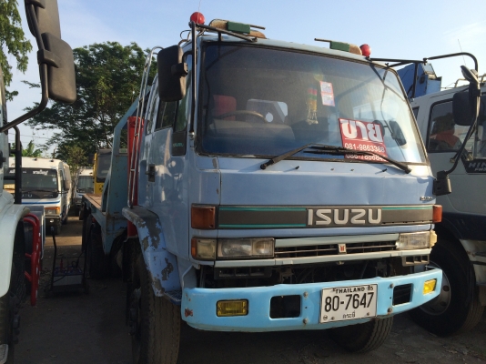 ISUZU Rocky 210 hp กระบะพื้นเรียบท้ายลาด ติดเครน UNIC 3.3 ตัน