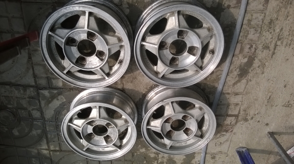 ขายล้อขอบ12 4รู114 ชุดละ3300