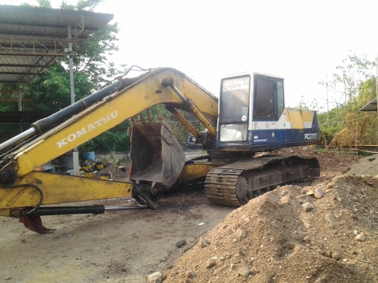 pc200-5 คอลโทลสั้น s/n65456. เล่มทะเบียน มีpc60ยินดีรับแลก