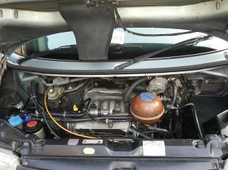 ขาย vw caravelle 2.5lเกียร์ธรรมดา 139000 บาท