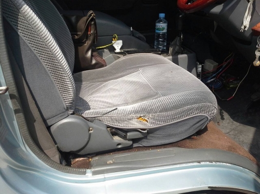 ขายเบาะ Custom 3 แถว+คนขับ สีเทา ขายเบาะ Custom 3 แถว+คนขับ สีเทา