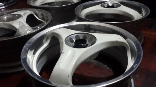 Volk Cultra ขอบ 17 5รู100/114 ครบชุด 4วง