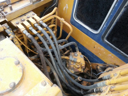 ขายKomatsu pc60-5 รถสวยพร้อมใช้