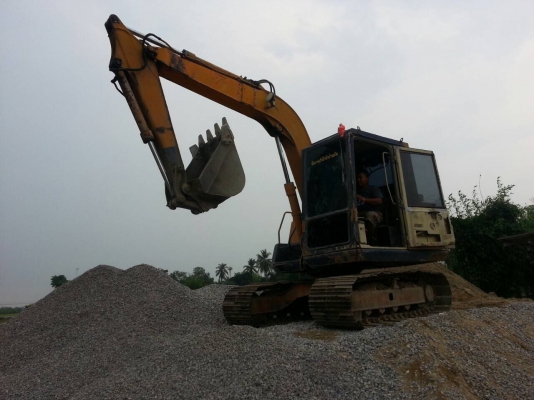 ขายKomatsu pc60-5 รถสวยพร้อมใช้