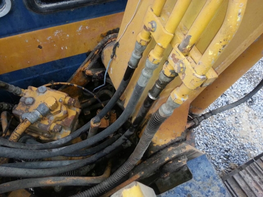 ขายKomatsu pc60-5 รถสวยพร้อมใช้