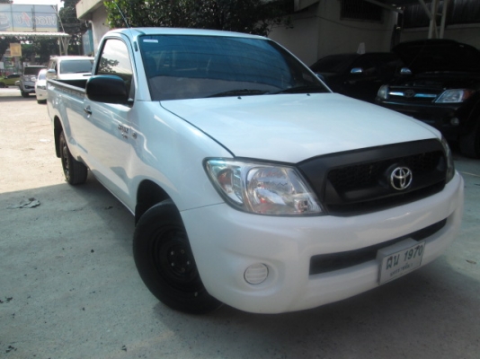 VIGO 2WD 2.5J MT Standard Cab WHITE
