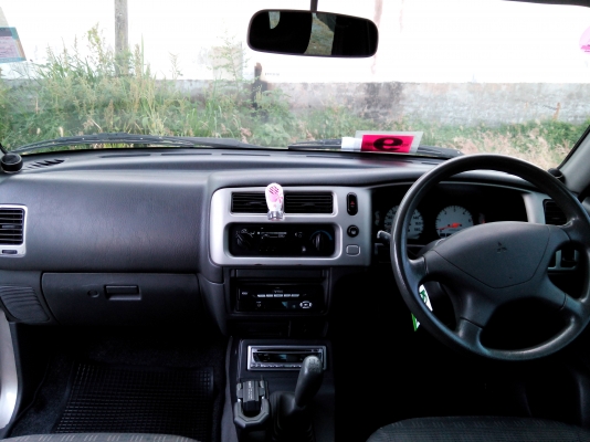 ขาย สตราด้า 4 ประตู 2.8 ปี2004 สี น้ำเงิน - เทา