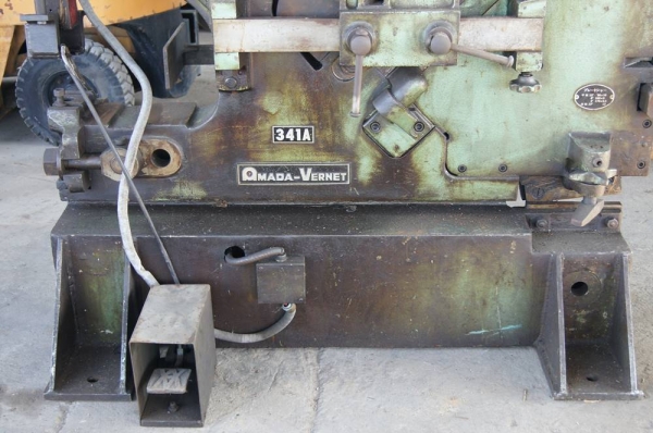 ครื่องตัด Amada - Vernet 341A ราคา 155,000.- บาท