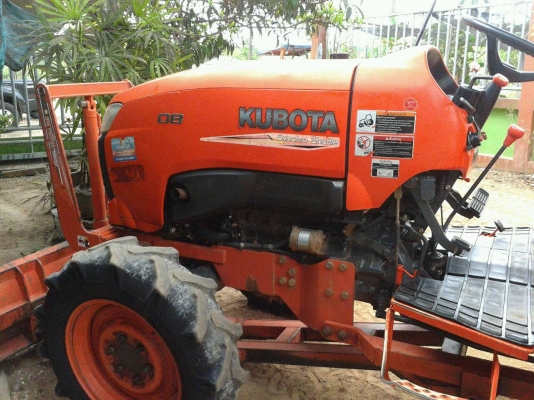 ขายรถไถ KUBOTA L4708 ดันหน้าผาน6 ทะเบียนพร้อมโอน