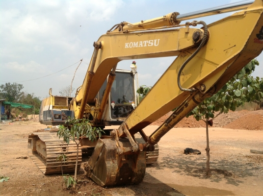 ขายรถอบ็คโฮ KOMATSU pc 200-5 คอลโทลสั้น ไฟฟ้าครบ สภาพดี พร้อมทำงาน มีเอกสารแจ้งจำหน่าย ขายรถอบ็คโฮ KOMATSU pc 200-5 คอลโทลสั้น ไฟฟ้าครบ สภาพดี พร้อมทำงาน มีเอกสารแจ้งจำหน่าย