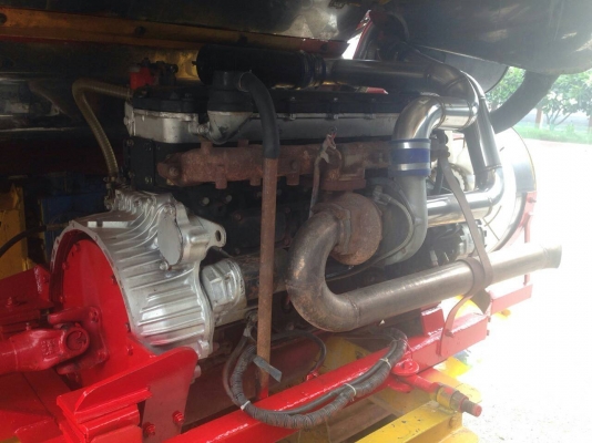 ขายรถเกี่ยวข้าว จ้าวช้าง ปี 53 เครื่อง 6D17 turbo 24 วาล์ว สภาพสวยพร้อมใช้งาน