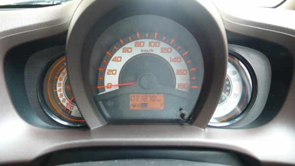 Honda Brio 1.2  ปี'2011