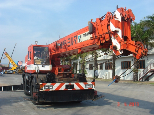 รถเครน25ตันนำเข้าจากญี่ปุ่น /สดและจัดไฟแนนท์