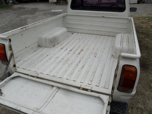 เจ้า Mazda Familia ตัวน้อย เจ้า Mazda Familia ตัวน้อย