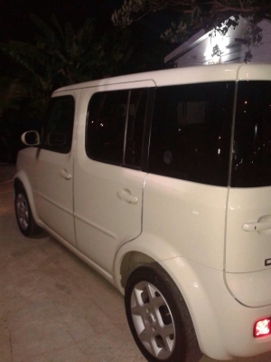 ขายรถสวยมากๆนำเข้าจากJapan ยี่ห้อNissan Cube ปี 2005 Auto สามารถเลือกขับได้ทั้ง 4WD และ 2WD สภาพดีมากๆ เดิมๆ ราคา เพียง 287,000.-บาท สนใจติดต่อ Gun Bangkok 093-9319456 ครับ (รถจอดที่กรุงเทพครับ)