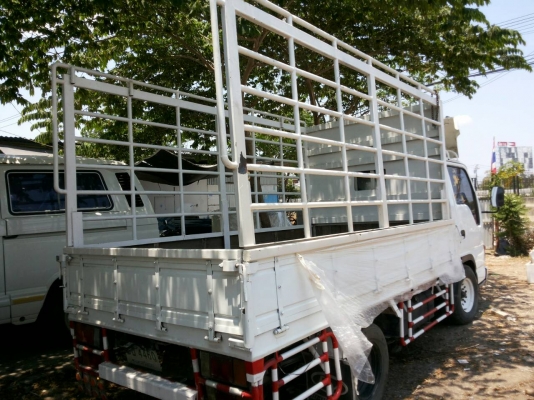 รถบรรทุก 4 ล้อISUZU NHR  ปี 53 ราคา 290,000 บ.