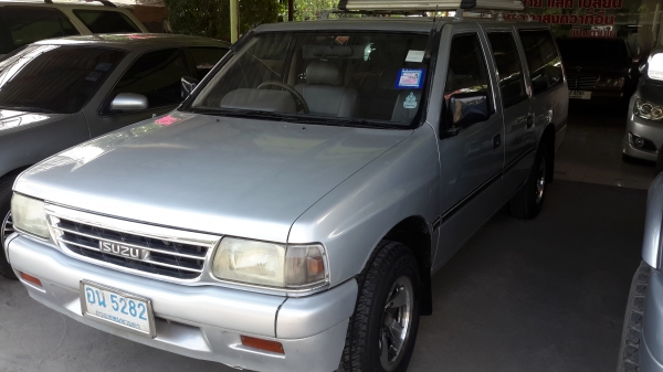 ขายอีซุซุแวนปี96สภาพสวยพร้อมใช้เดิมๆ