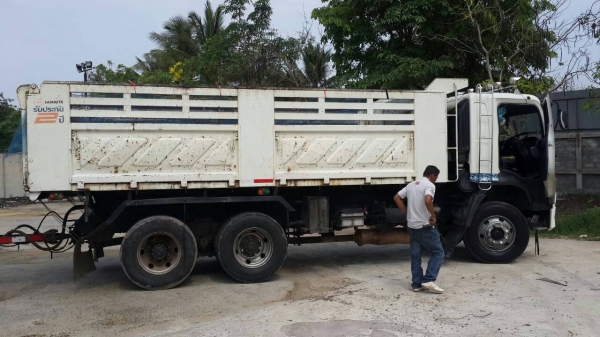 ขายด่วนHINO MECA500ซีรี่5 ปี2553แม่ลูกสามิตรรอนเฉียงสภาพสวยพร้อมใช้ราคาไม่แพงโทร0843923995