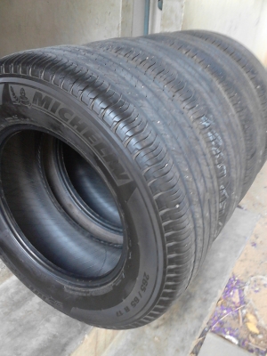 ถอดใหม่ๆ ยางปี 12 MICHELIN LATITUDE TOUR 265/65R17 มีชุด 4 เส้น TEL.081-427-3941 ถอดใหม่ๆ ยางปี 12 MICHELIN LATITUDE TOUR 265/65R17 มีชุด 4 เส้น TEL.081-427-3941