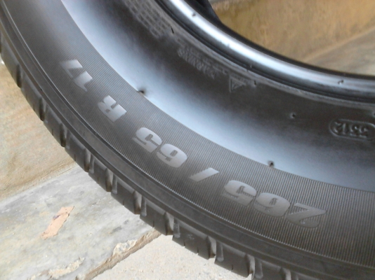 ถอดใหม่ๆ ยางปี 12 MICHELIN LATITUDE TOUR 265/65R17 มีชุด 4 เส้น TEL.081-427-3941 ถอดใหม่ๆ ยางปี 12 MICHELIN LATITUDE TOUR 265/65R17 มีชุด 4 เส้น TEL.081-427-3941