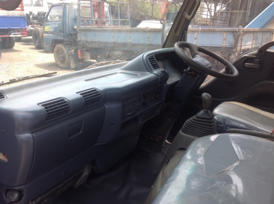 ขายNKR 88 แรงรถห้าง 6ล้อสั้น