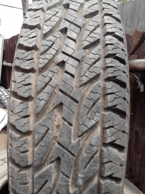 หนาปึ๊ก 235/70R15 BRIDGESTONE DUELER A/T  มี 1 เส้น TEL.081-427-3941