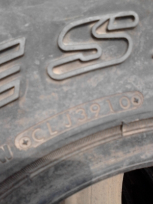 หนาปึ๊ก 235/70R15 BRIDGESTONE DUELER A/T  มี 1 เส้น TEL.081-427-3941