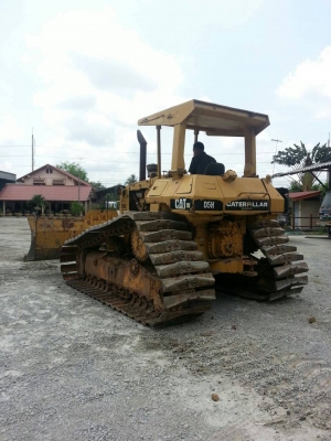 ขายแทรกเตอร์ D5H เกียร์ตัด สภาพพร้อมใช้ เอกสารเล่มทะเบียน