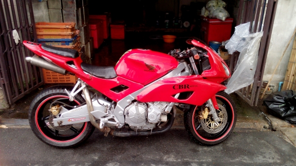 (ยกเลิกการขาย) ขาย cbr 600