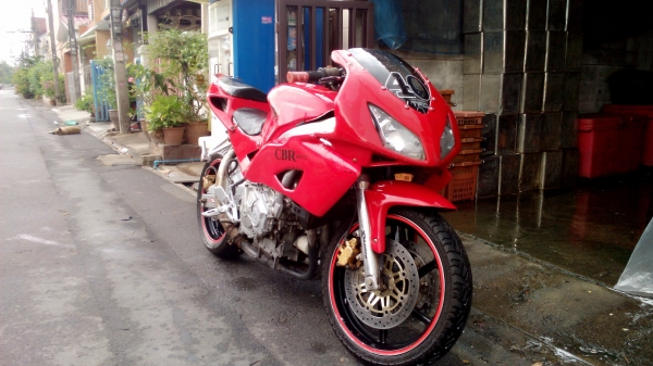 (ยกเลิกการขาย) ขาย cbr 600