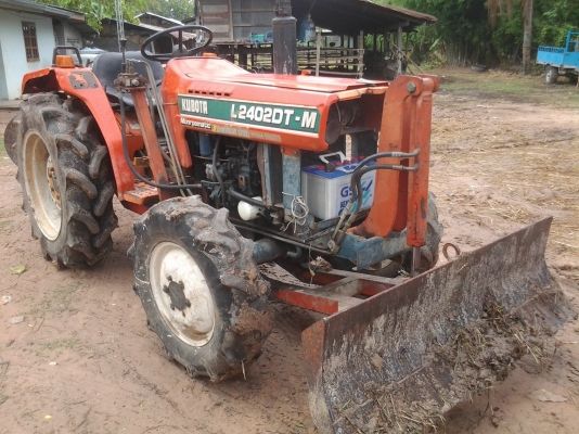 ขายรถไถ. 24. แรง.ตามสภาพราคาถูกมีดันหน้ามีพานหลังมีโฟวิน