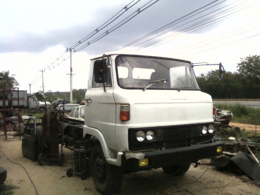 ขาย hino Km 6 สูบ เครื่อง 100 แรงม้า คัชซียาว 4.30 เมตร ต่อดั้มพอดี แจ้งจอด ม.79 ราค190000 บาท