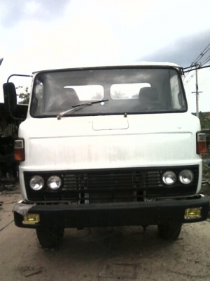 ขาย hino Km 6 สูบ เครื่อง 100 แรงม้า คัชซียาว 4.30 เมตร ต่อดั้มพอดี แจ้งจอด ม.79 ราค190000 บาท