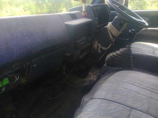 ขายรถหกล้ออีซูสุNPRหลังคาสองแถว