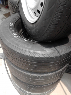 ขายะกะทะล้อ 6 รู พร้อมยาง BRIDGESTONE DURAVIS R611 TEL.081-427-3941