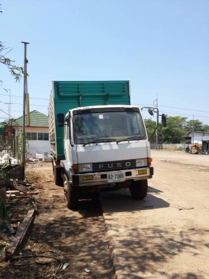10 ล้อดั้ม Misubishi   รุ่นFN527M-TF เครื่อง 6D16  220Hp