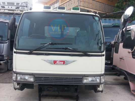 ขายหัวเก๋งรถบรรทุกเก่าจากญี่ปุ่น สภาพเกือบ 100\% ราคาไม่แพง อุปกรณ์ภายในห้องโดยสารครบพร้อมใช้งาน