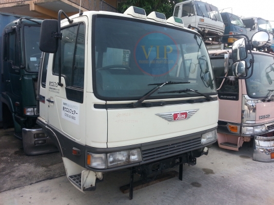ขายหัวเก๋งรถบรรทุกเก่าจากญี่ปุ่น สภาพเกือบ 100\% ราคาไม่แพง อุปกรณ์ภายในห้องโดยสารครบพร้อมใช้งาน