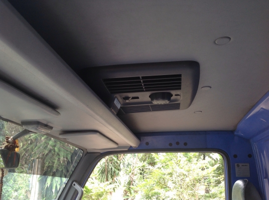 ขาย 6 ล้อ NKR-130 เทอร์โบว์ ปี 48 ตู้แห้ง ขาย 6 ล้อ NKR-130 เทอร์โบว์ ปี 48 ตู้แห้ง