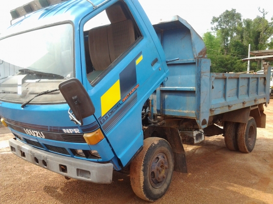 ขาย  6ล้อดั้มISUZU   NPR  เครื่อง 4BD1  เล่มทะเบียนแจ้ง  ม   79