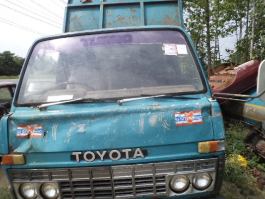 ขายไอ้หนุ่มทางหลวง toyota BU  85 แรงม้า ดั้ม 4 ตัน ราคา 220000 บาททะเบียนขาด 1ปี