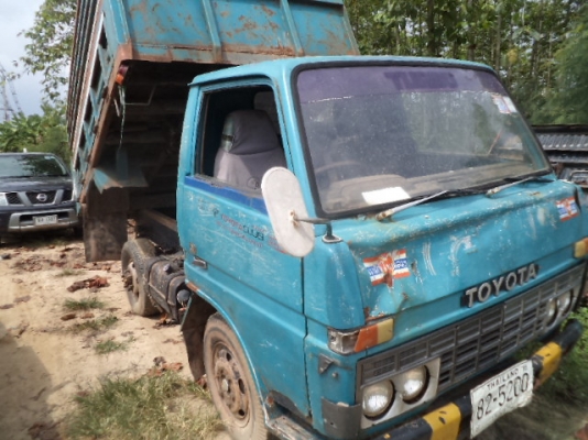 ขายไอ้หนุ่มทางหลวง toyota BU  85 แรงม้า ดั้ม 4 ตัน ราคา 220000 บาททะเบียนขาด 1ปี