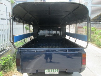 ขายนิสสัสฟอนเทียช่วงยาวปี 2004 มีหลังคา 155000