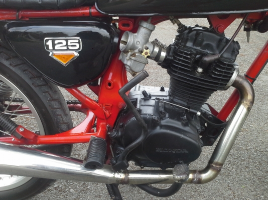 Honda gl125แต่งแนวคาเฟ่ เอกสารเล่มส้มแท้ รถพร้อมใช้ครับ