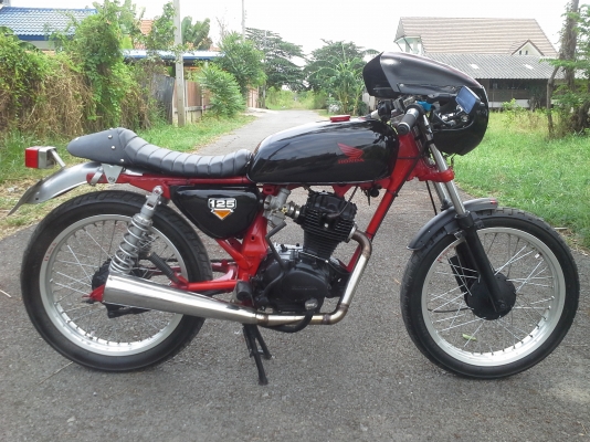 Honda gl125แต่งแนวคาเฟ่ เอกสารเล่มส้มแท้ รถพร้อมใช้ครับ