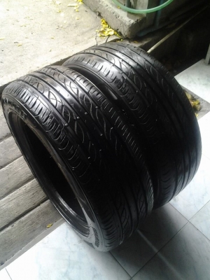 ขายยาง FIRESTONE 185-55-15 ปี12 ดอกเต็มๆ ไม่ปะ ไม่บวม พร้อมใส่ถ่วง คู่ละ 1,800 บาท