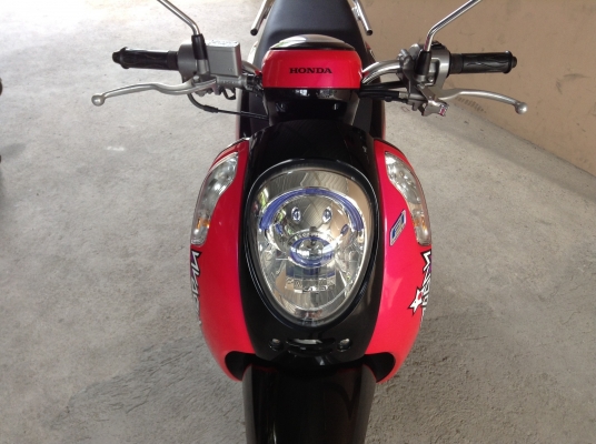 ขาย!!! สกู๊ปปี้ไอ ตัวใหม่ ปี56 รถเครื่องดีคับ ทะเบียนครบ ภาษีไม่หมด